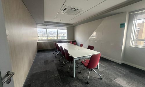 WhatsApp Image 2025-10-29 at 10.32.40 (1)